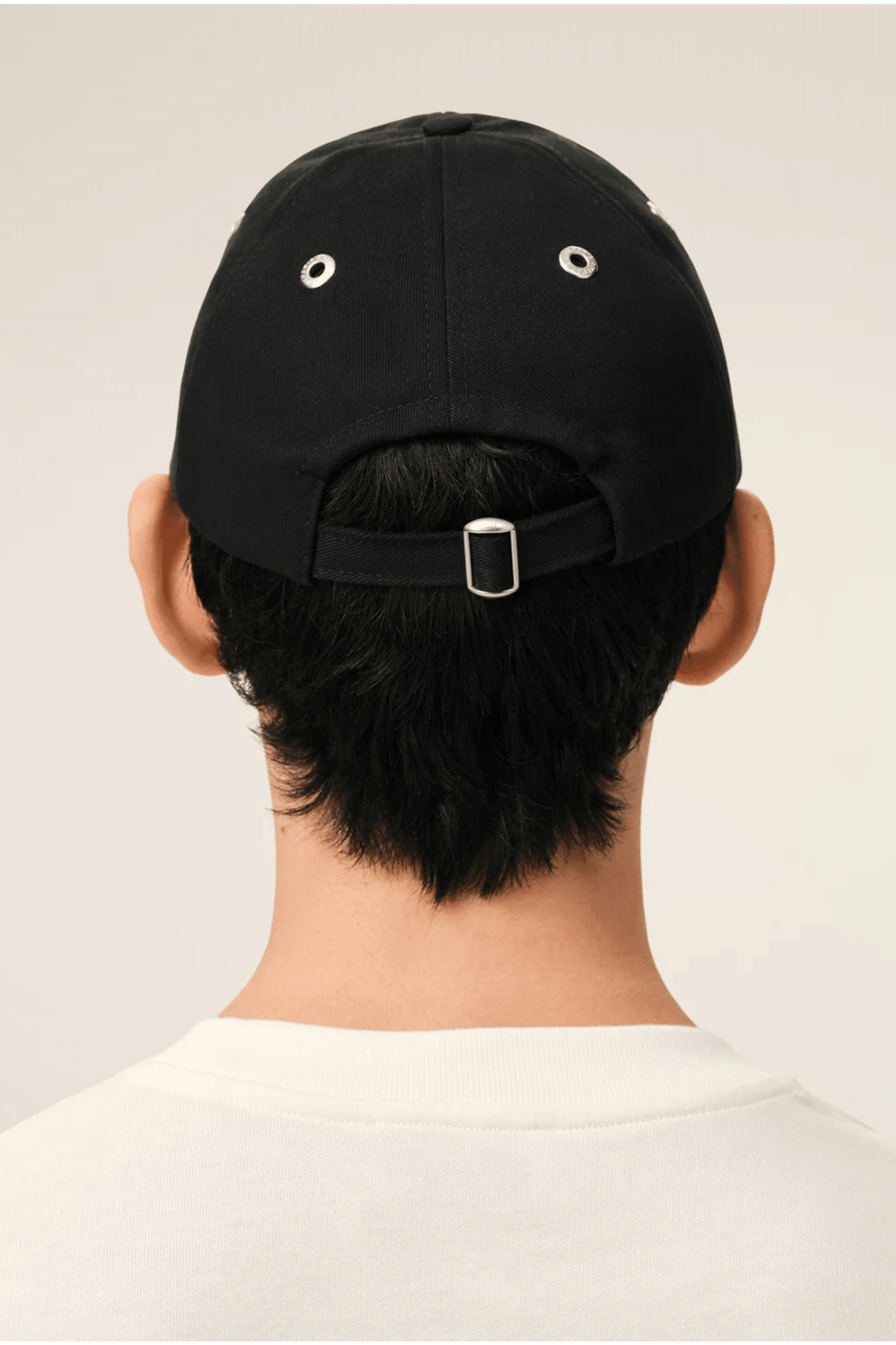 Casquette noire cœur rouge brodé