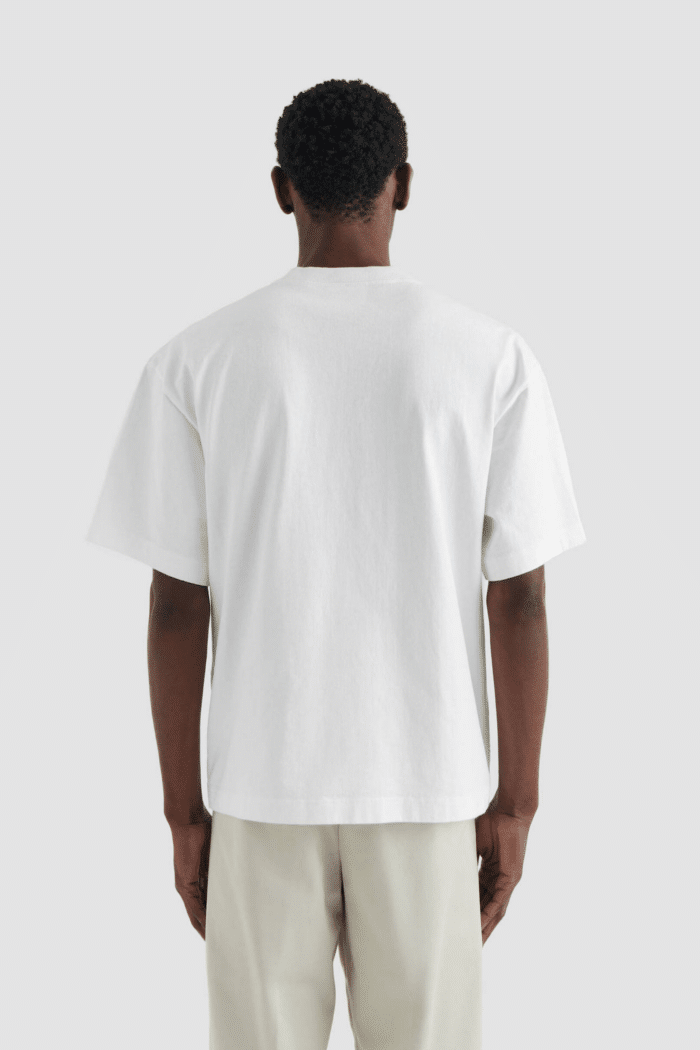 tee shirt sketch blanc