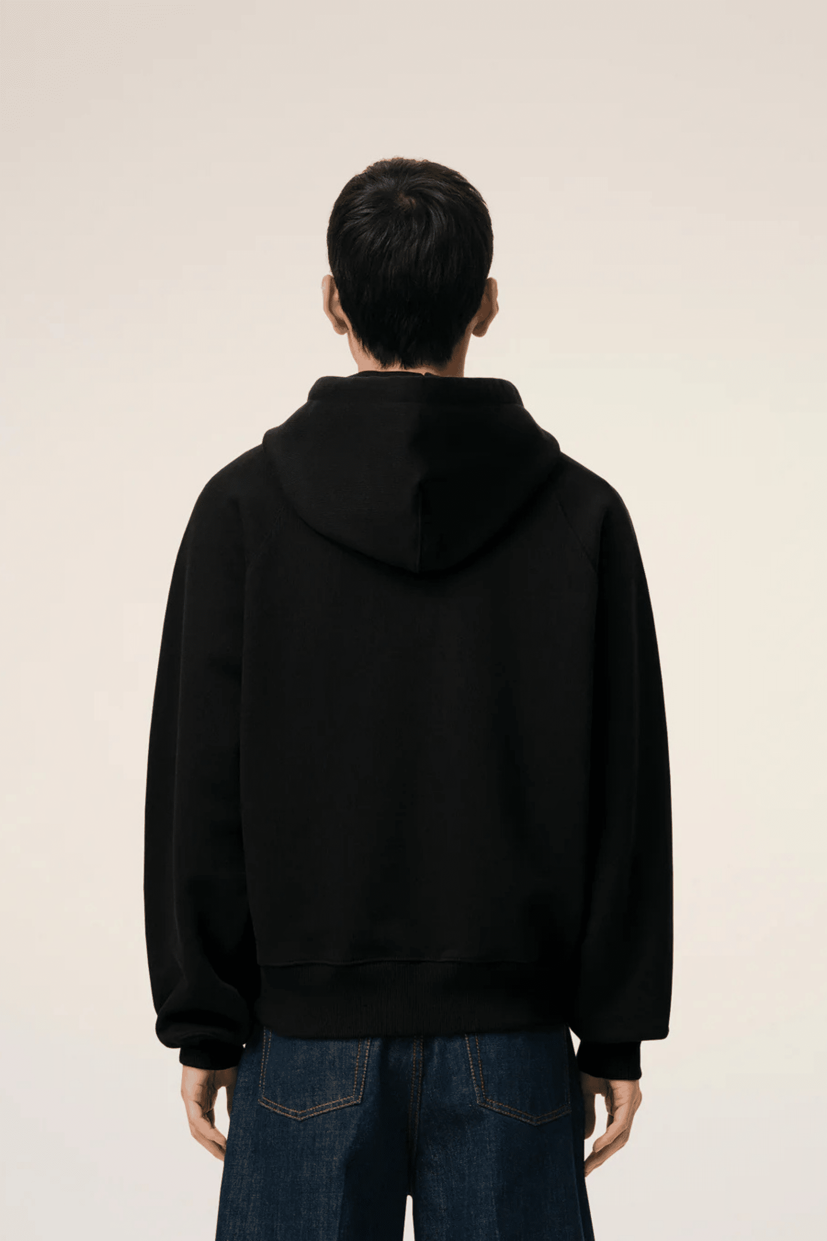 Hoodie Zippé Noir Cœur Embossé