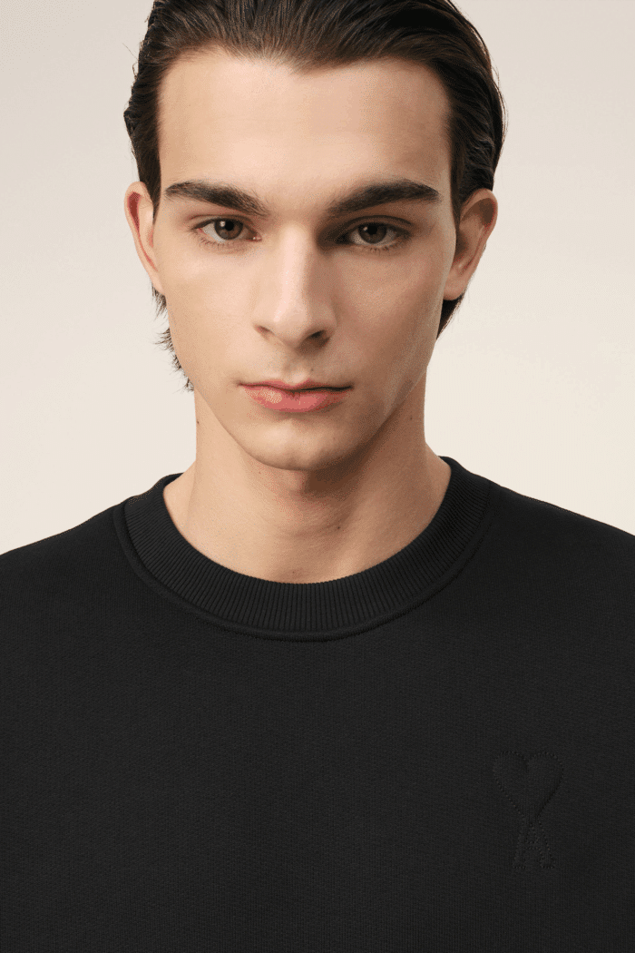 Sweat Noir Cœur Embossé Ton sur Ton