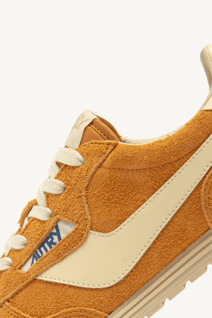 Sneakers Windspin Daim Safran Cuir Écru
