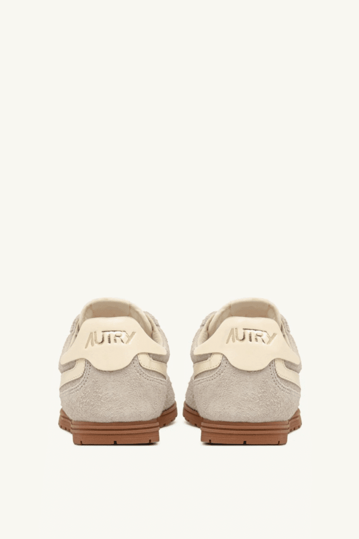 Sneakers Windspin Daim Beige Cuir Écru