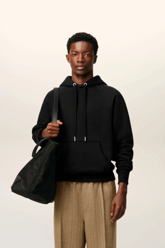 Hoodie Molleton Noir Cœur Embossé