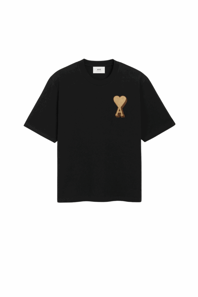 Tee-Shirt Noir Patch Cœur Contrasté