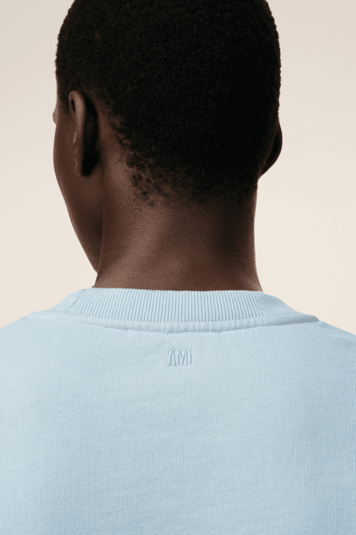 Sweat Bleu Ciel Cœur Noir
