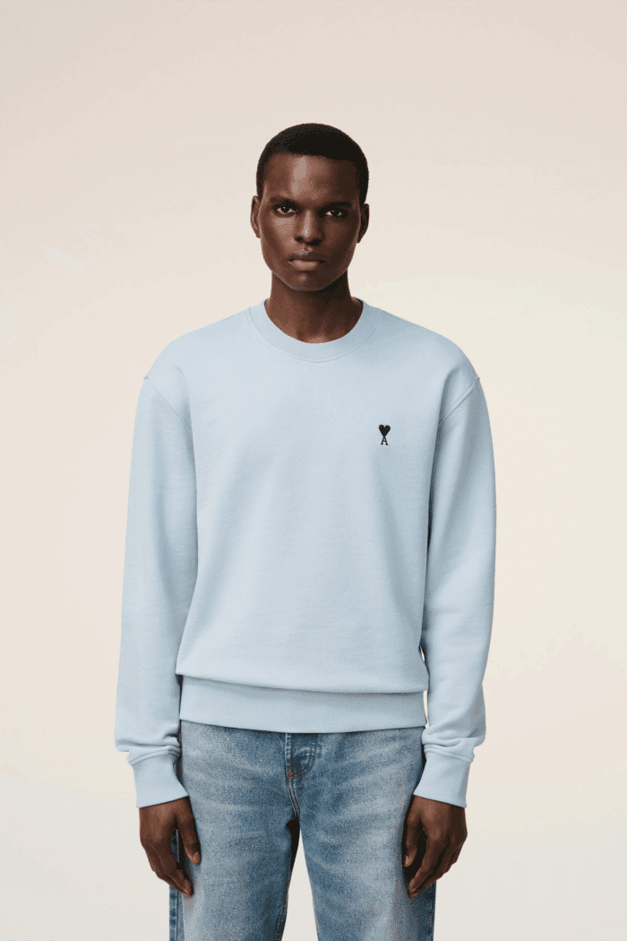 Sweat Bleu Ciel Cœur Noir