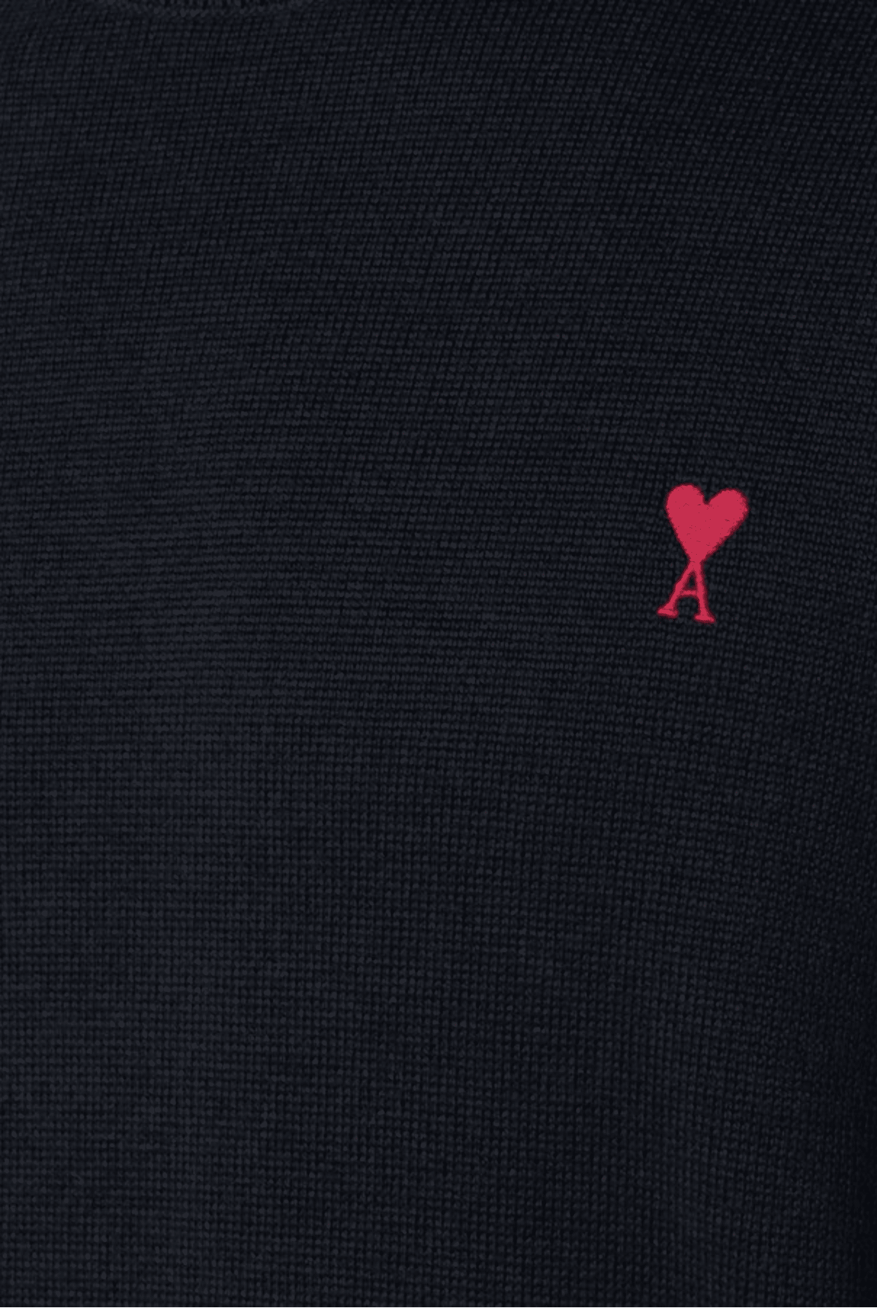 Pull col roulé marine cœur rouge