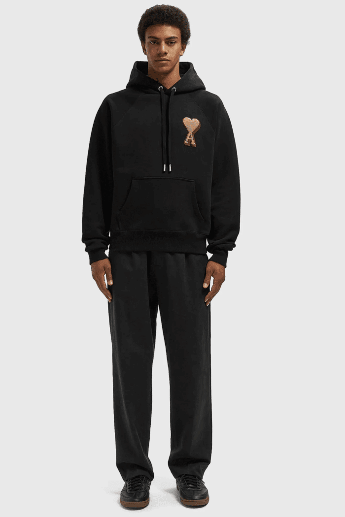 Hoodie Noir Cœur Patch Beige